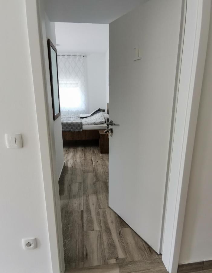 Hostel Postaja Ruse ภายนอก รูปภาพ